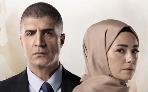 مسلسل البراعم الحمراء الحلقة 1 مترجمة